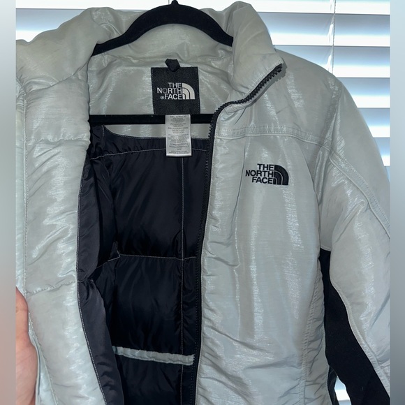 The North Face Puffer Jacket - Picture 1 of 9